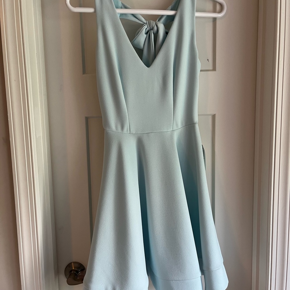 Elegant Light Blue Sleeveless Dress
